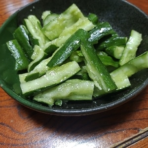 ♪麺棒いらず♡たたききゅうりの下ごしらえ♪